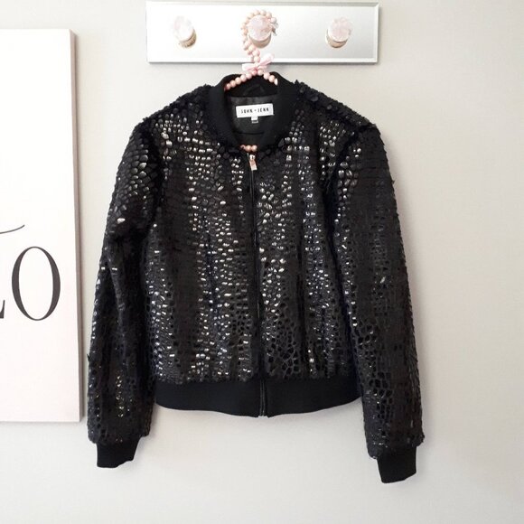 EUC John + Jenn black faux fur fuzzy feel & textured surface bomber jacket - Picture 9 of 15